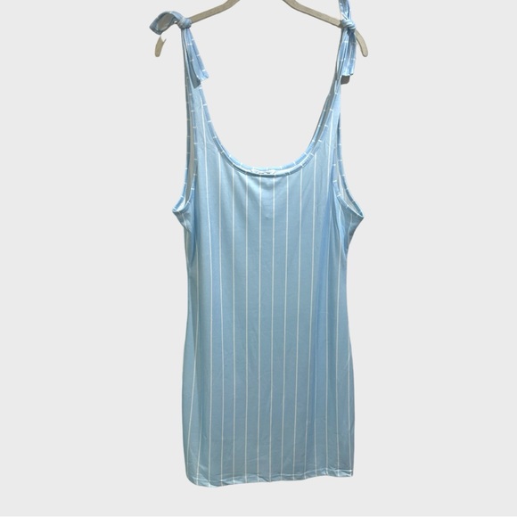 Maternity Blue Stripe Tie Shoulder Size Large - Picture 3 of 9